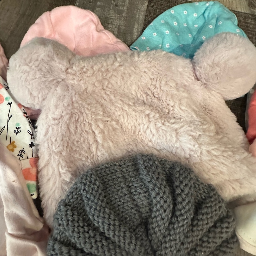 Assorted Baby Hats Collection - Picture 4 of 10